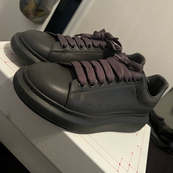 Alexander McQueen Mens Shoe size 10